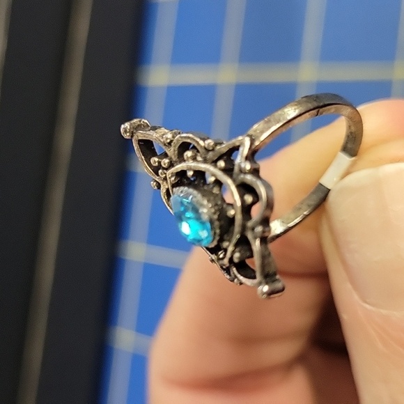 Turquoise Faux Stone Dark Silver Tone Ring Size 6.5 - Picture 3 of 4